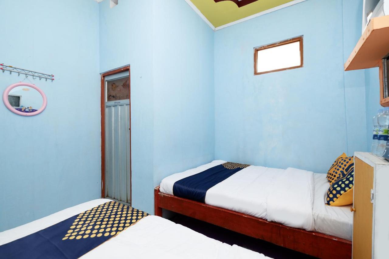 SPOT ON 2112 Homestay Lestari Dieng Syariah Diyeng Exterior foto