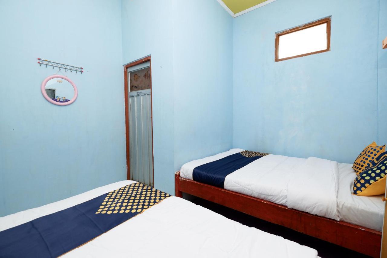 SPOT ON 2112 Homestay Lestari Dieng Syariah Diyeng Exterior foto